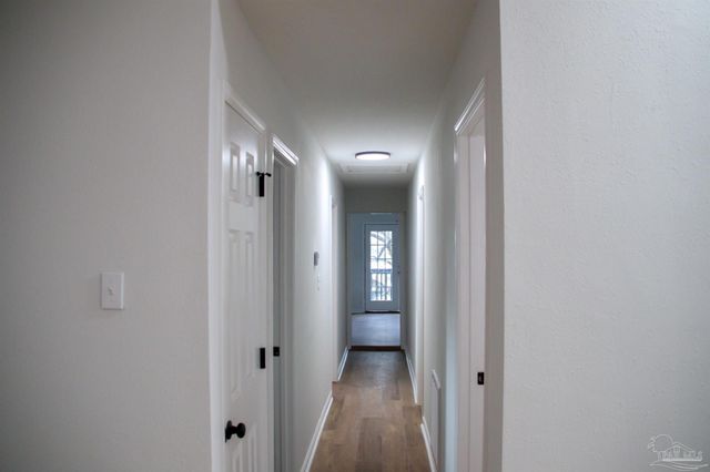 1006 Lake Terrace Ave, Pensacola, FL 32505