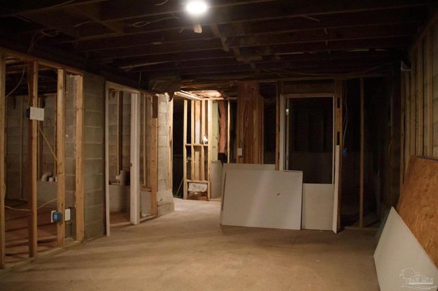 1006 Lake Terrace Ave, Pensacola, FL 32505