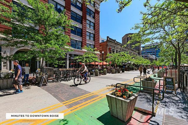 1409 N 11th St, Boise, ID 83702