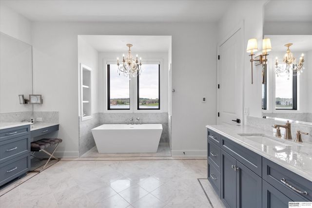12504 N 177 Circle, Bennington, NE 68007