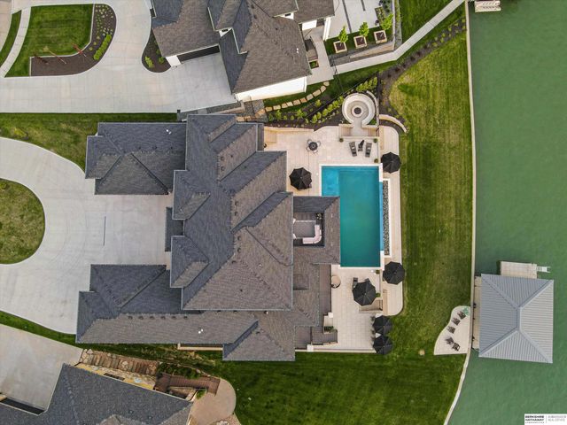 12504 N 177 Circle, Bennington, NE 68007