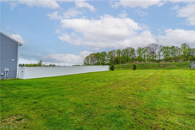 1427 Wood Fern Drive, Akron, OH 44312