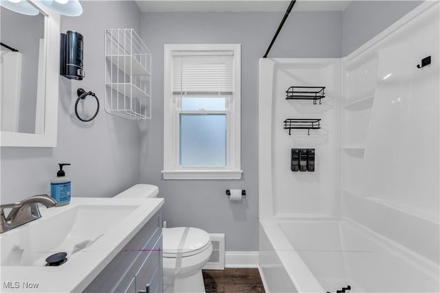 19205 Pasnow Avenue, Euclid, OH 44119