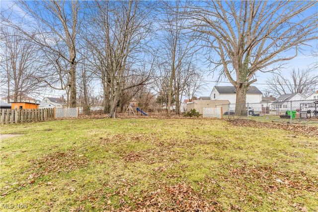 19205 Pasnow Avenue, Euclid, OH 44119