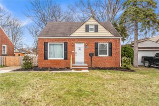19205 Pasnow Avenue, Euclid, OH 44119