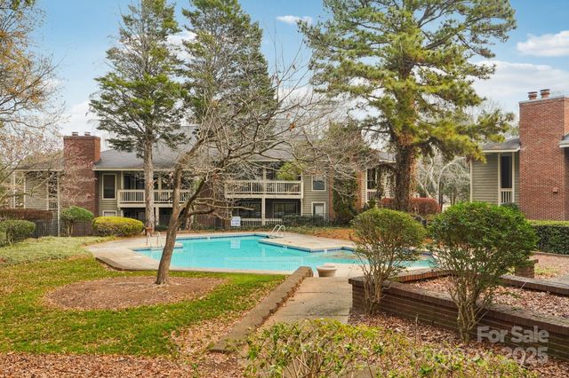 7920 Greenside Court, Charlotte, NC 28277