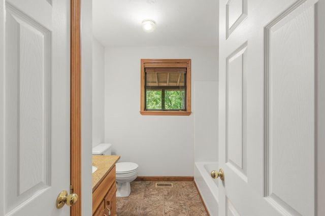 40 Caledonia Drive, Blairsville, GA 30512