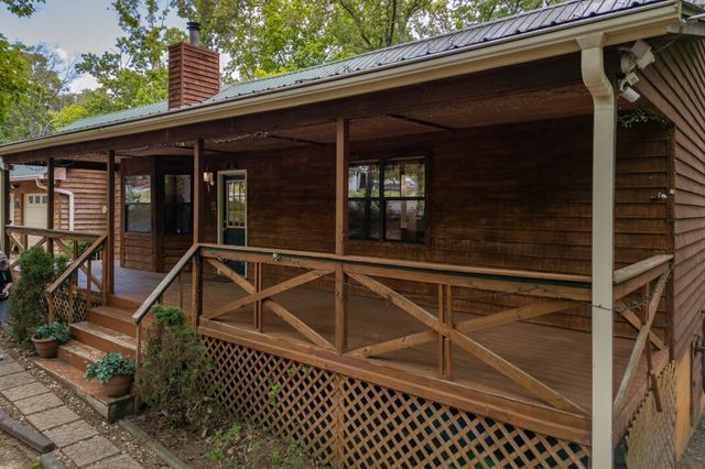 40 Caledonia Drive, Blairsville, GA 30512