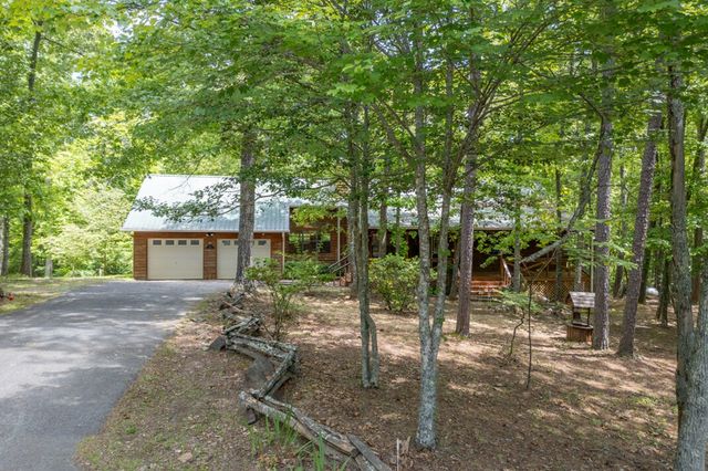 40 Caledonia Drive, Blairsville, GA 30512