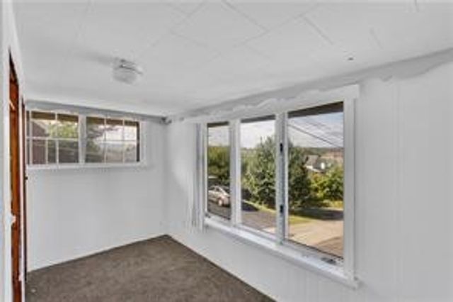 1505 Raymond Ave, Latrobe, PA 15650