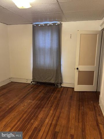 3005 BATAVIA AVE, Baltimore, MD 21214