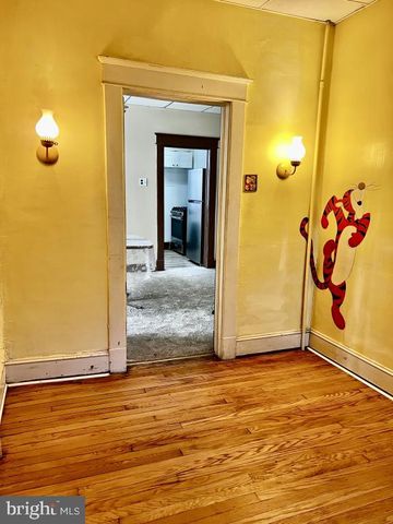 3005 BATAVIA AVE, Baltimore, MD 21214