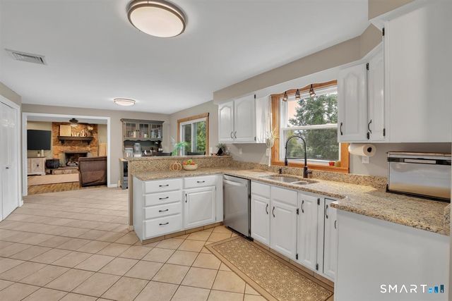 122 Antrim Road, Coventry, CT 06238