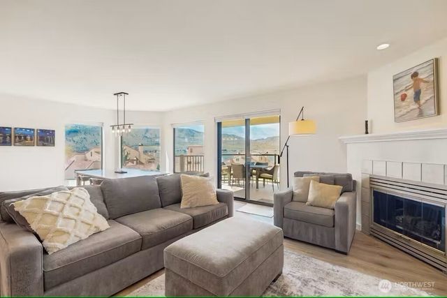 100 Lake Chelan Shores Drive #19-2, Chelan, WA 98816