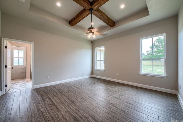 116 Hondo Ridge Dr, La Vernia, TX 78121