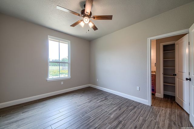 116 Hondo Ridge Dr, La Vernia, TX 78121