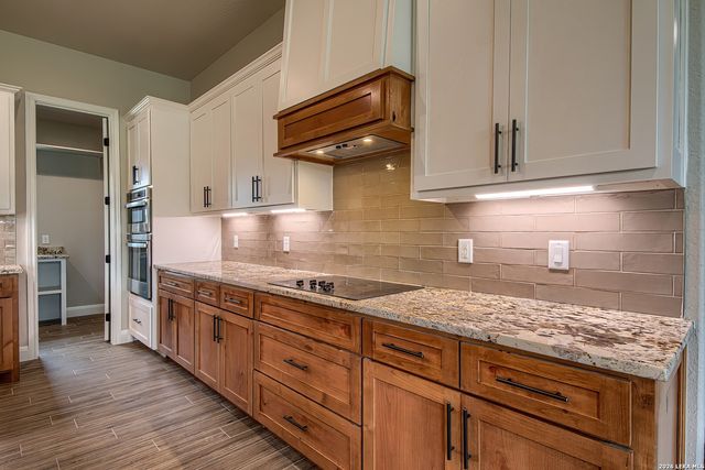 116 Hondo Ridge Dr, La Vernia, TX 78121