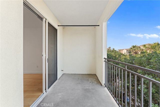 12963 Runway Road 418, Playa Vista, CA 90094