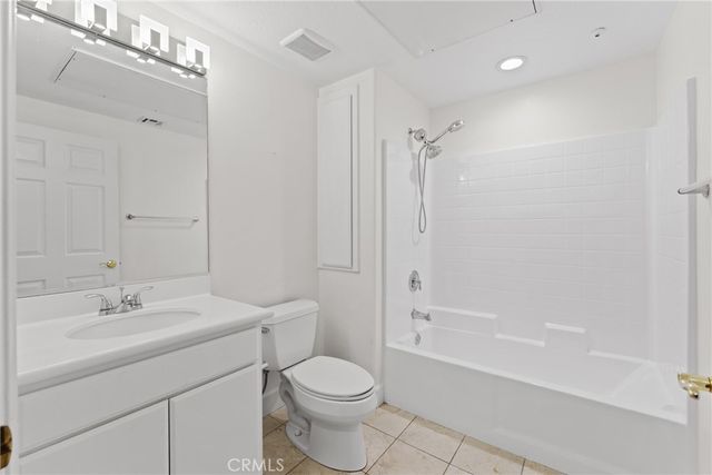 12963 Runway Road 418, Playa Vista, CA 90094