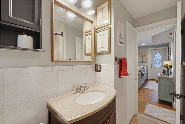 5 Edwards Road, Johnston, RI 02919