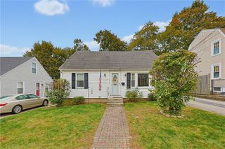 5 Edwards Road, Johnston, RI 02919