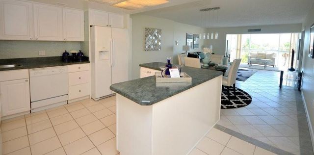 800 S GULFVIEW BOULEVARD 303, Clearwater Beach, FL 33767