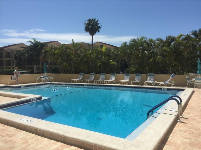 800 S GULFVIEW BOULEVARD 303, Clearwater Beach, FL 33767
