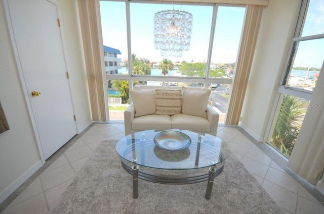 800 S GULFVIEW BOULEVARD 303, Clearwater Beach, FL 33767
