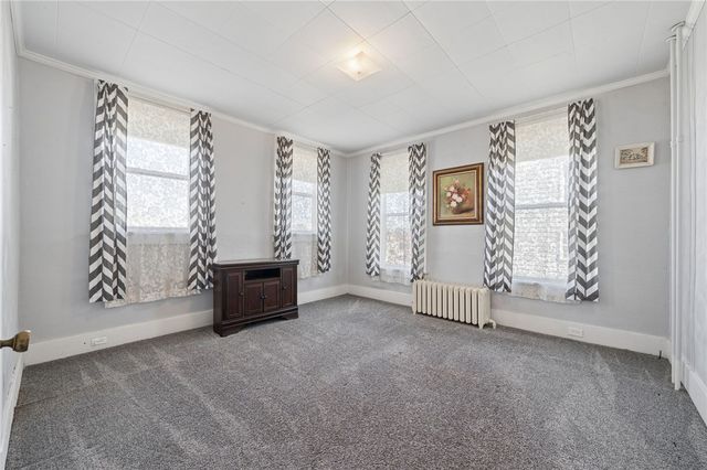 608 W Smithfield Street, Mt Pleasant Boro, PA 15666