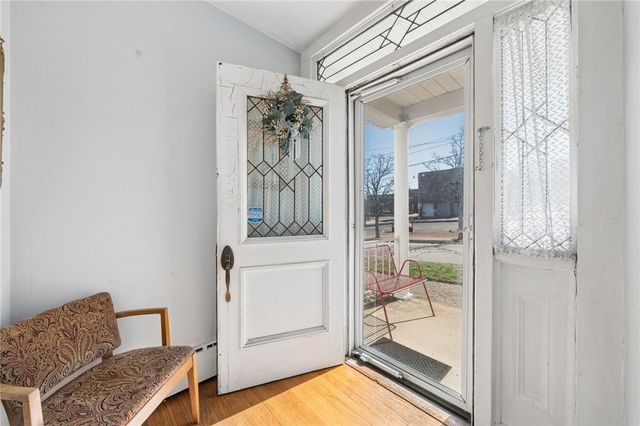 608 W Smithfield Street, Mt Pleasant Boro, PA 15666