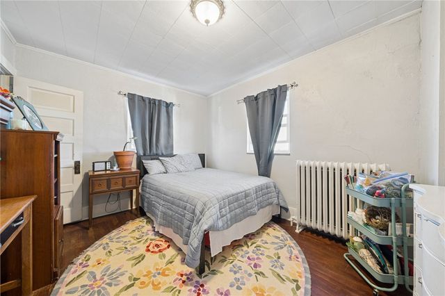 608 W Smithfield Street, Mt Pleasant Boro, PA 15666