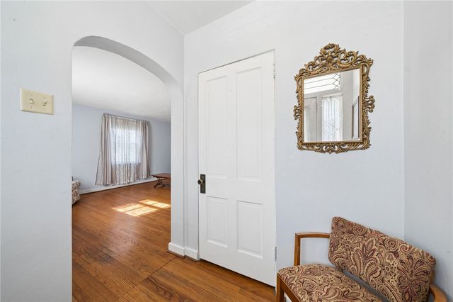 608 W Smithfield Street, Mt Pleasant Boro, PA 15666