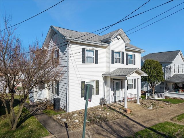 608 W Smithfield Street, Mt Pleasant Boro, PA 15666
