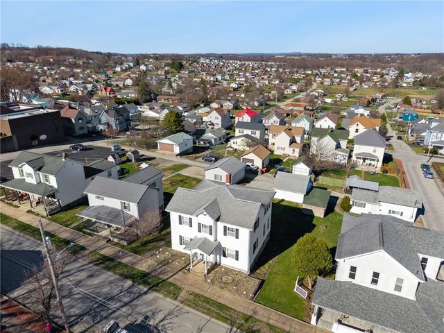 608 W Smithfield Street, Mt Pleasant Boro, PA 15666