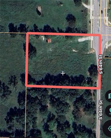 2814 S 64th Street, Springdale, AR 72762