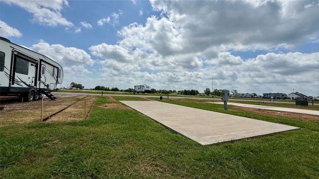 5136 Peninsula Road, Kerens, TX 75144