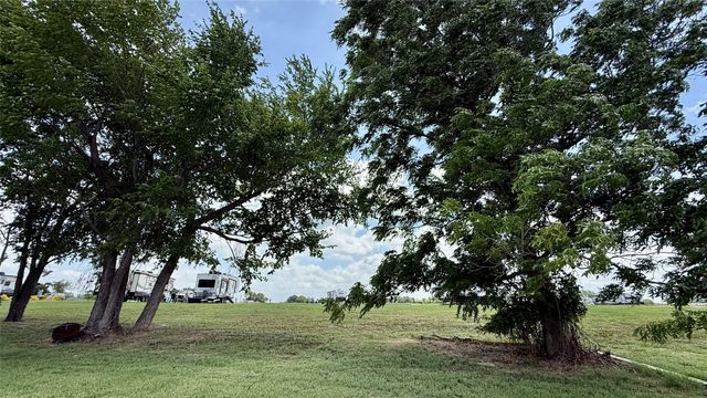 5136 Peninsula Road, Kerens, TX 75144