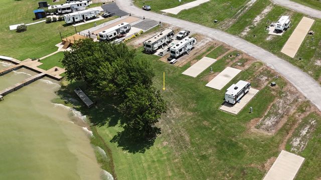 5136 Peninsula Road, Kerens, TX 75144
