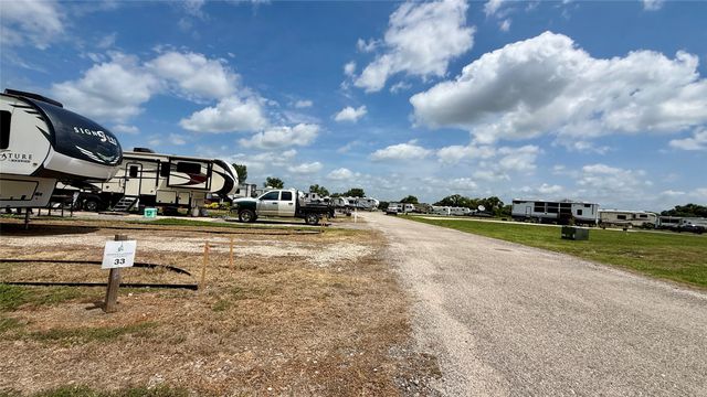 5136 Peninsula Road, Kerens, TX 75144