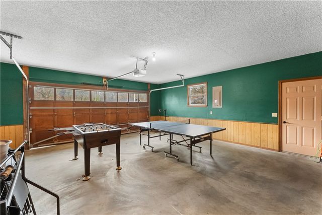 7 Abingdon Lane, Bella Vista, AR 72715