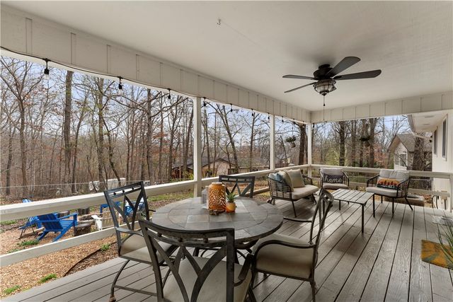 7 Abingdon Lane, Bella Vista, AR 72715