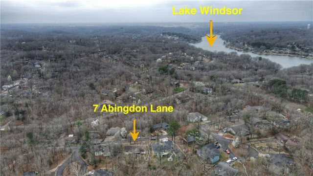7 Abingdon Lane, Bella Vista, AR 72715