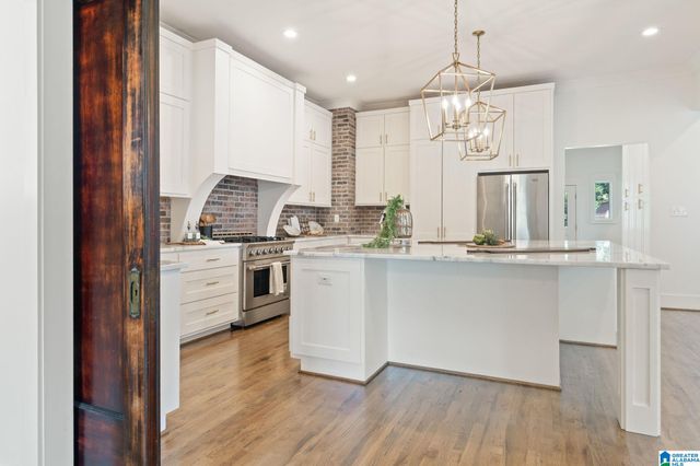 3206 CLIFF ROAD, Birmingham, AL 35205
