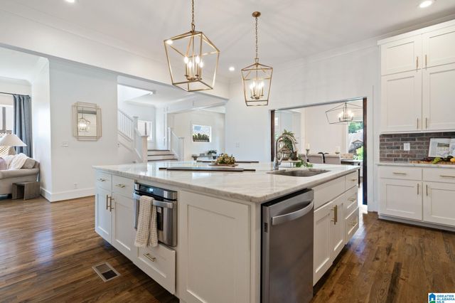 3206 CLIFF ROAD, Birmingham, AL 35205