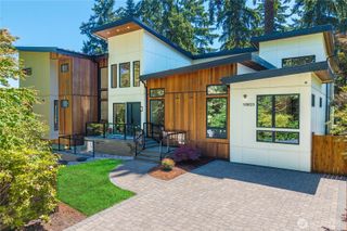 10823 SE 12th Street, Bellevue, WA 98004
