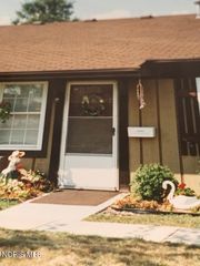 1140 S Mccord Road, Apt A3, Holland, OH 43528