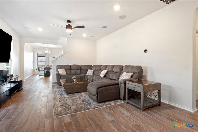 125 Lucky Texan Road, Jarrell, TX 76537