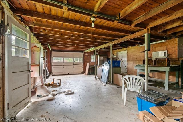 803 8th Street, Barling, AR 72923