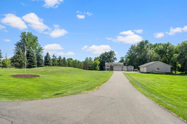 2223 Cedarbridge Court, Harris, MN 55032