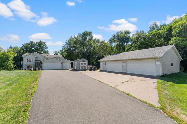 2223 Cedarbridge Court, Harris, MN 55032